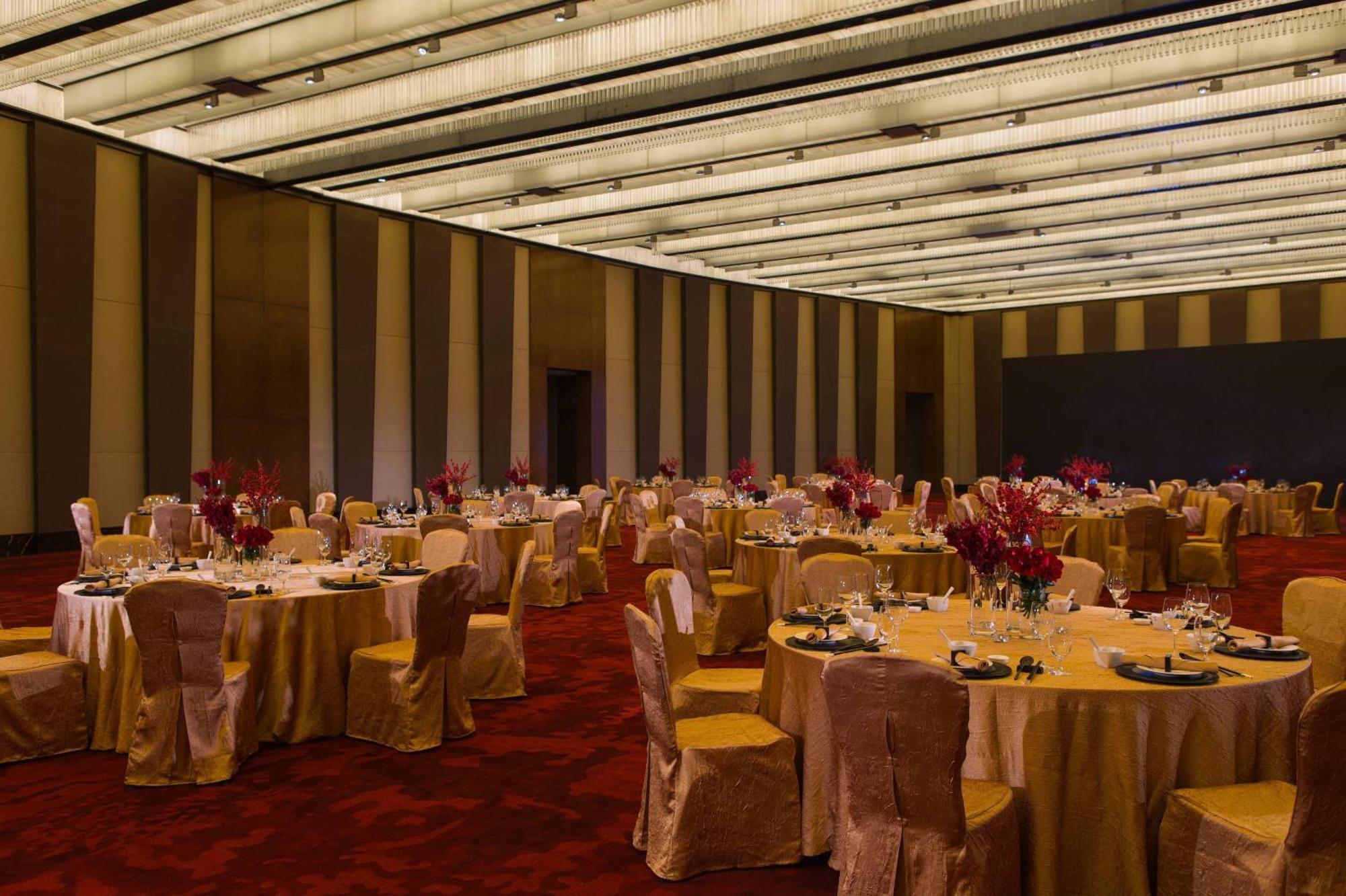 Renaissance Nanjing Olympic Centre Hotel Exterior photo